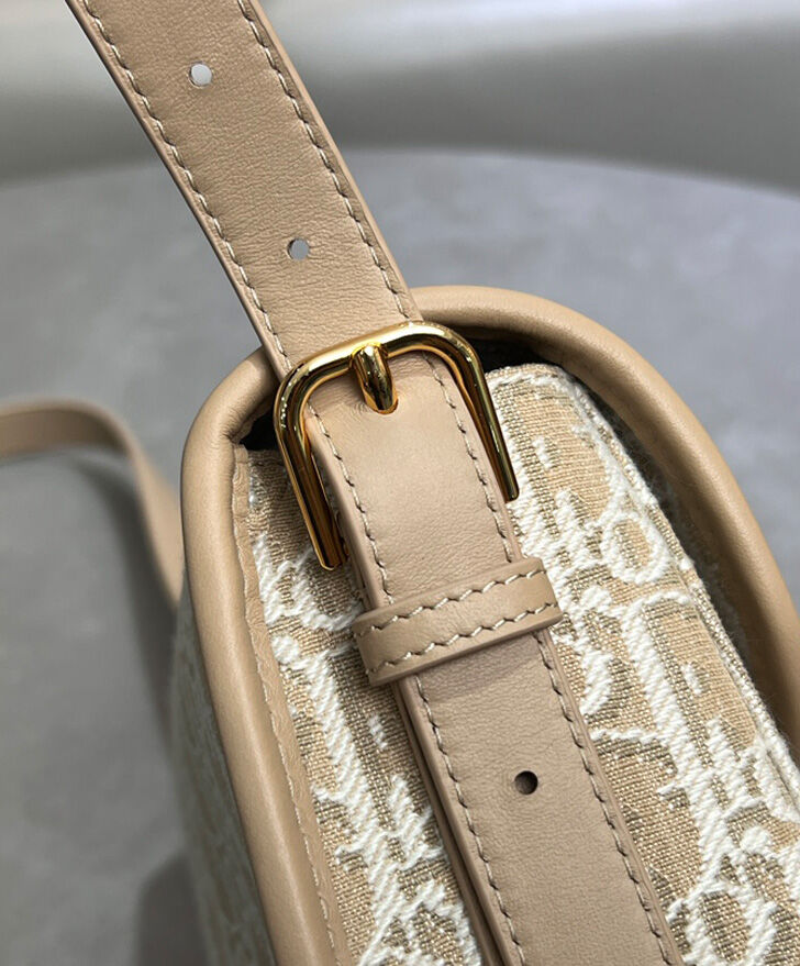 Christian Dior Medium Dior Bobby Bag M9337 Apricot